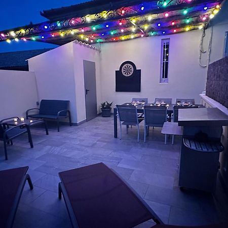 Appartement 4 A 8 Personnes, Spacieux De Standing Classe 4 Etoiles Nîmes Eksteriør bilde