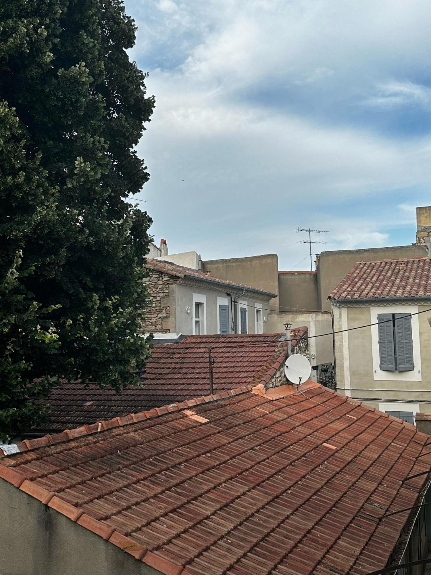 Appartement 4 A 8 Personnes, Spacieux De Standing Classe 4 Etoiles Nîmes Eksteriør bilde