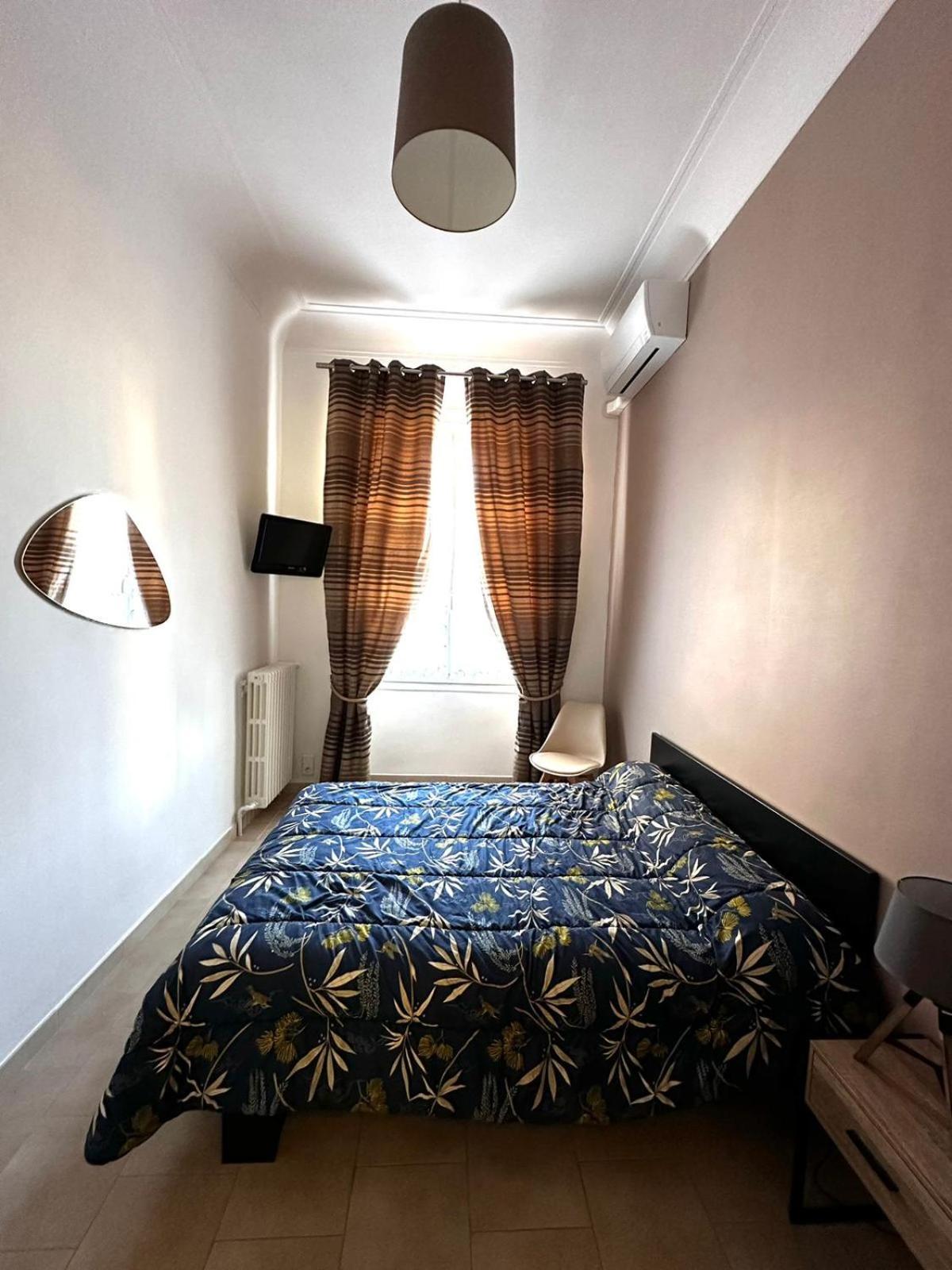 Appartement 4 A 8 Personnes, Spacieux De Standing Classe 4 Etoiles Nîmes Eksteriør bilde